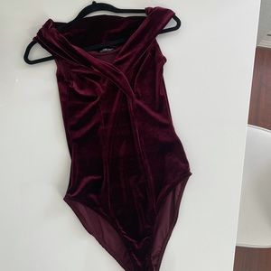 NWOT Fashion Nova bodysuit